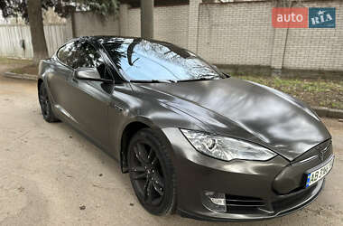 Ліфтбек Tesla Model S 2014 в 