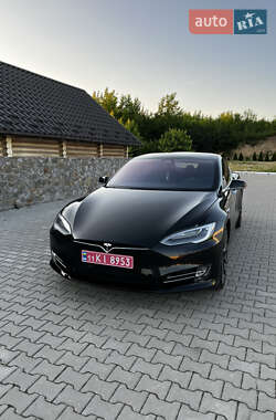 Лифтбек Tesla Model S 2018 в 