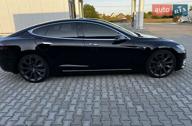 Лифтбек Tesla Model S 2018 в 