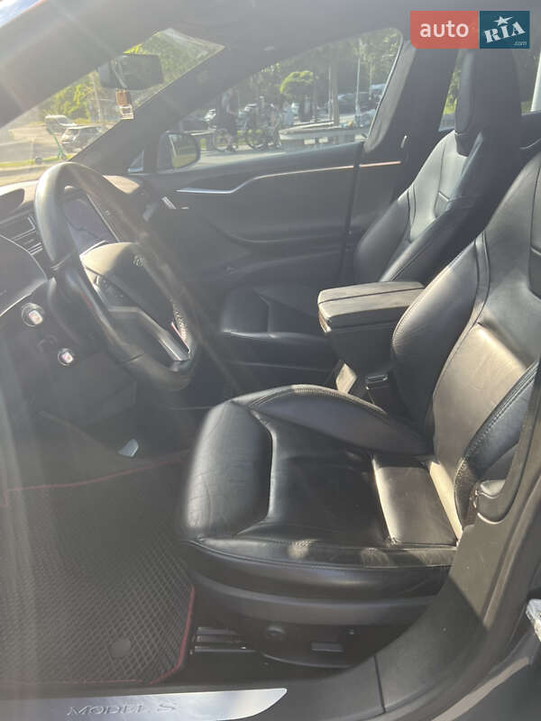 Лифтбек Tesla Model S 2015 в Виннице фото 15 Лифтбек Tesla Model S 2015 в Виннице