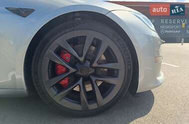 Лифтбек Tesla Model S 2024 в 