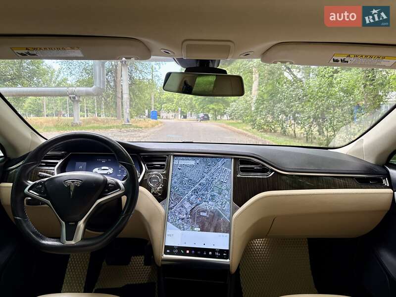 Лифтбек Tesla Model S 2013 в Одессе