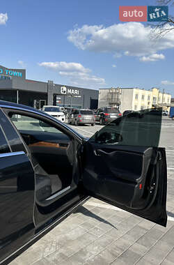 Лифтбек Tesla Model S 2018 в 