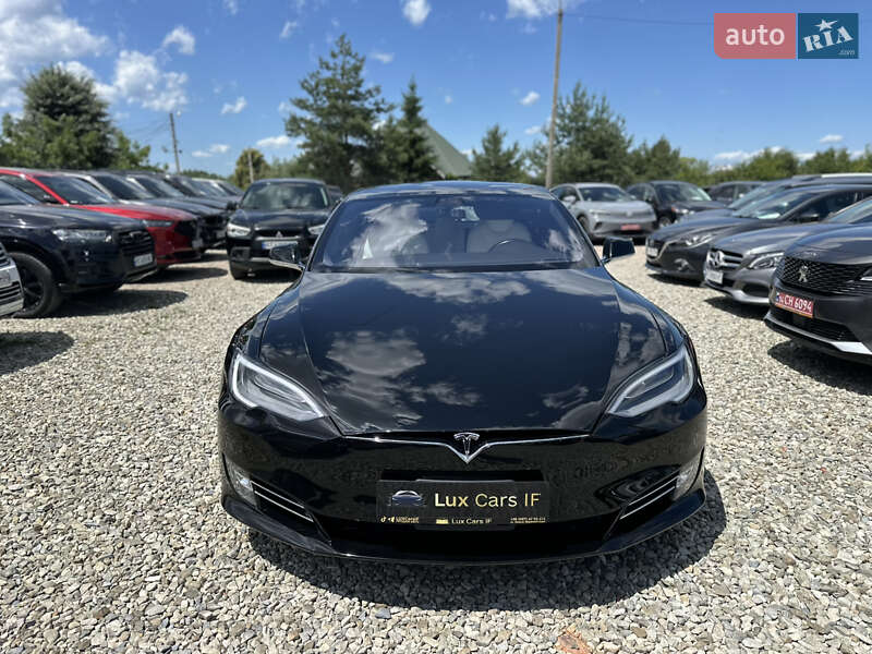 Лифтбек Tesla Model S 2020 в Ивано-Франковске