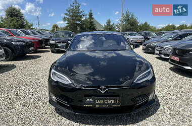 Лифтбек Tesla Model S 2020 в 