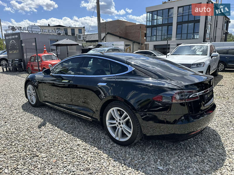 Лифтбек Tesla Model S 2020 в Ивано-Франковске