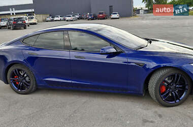 Ліфтбек Tesla Model S 2016 в 