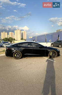Лифтбек Tesla Model S 2022 в 