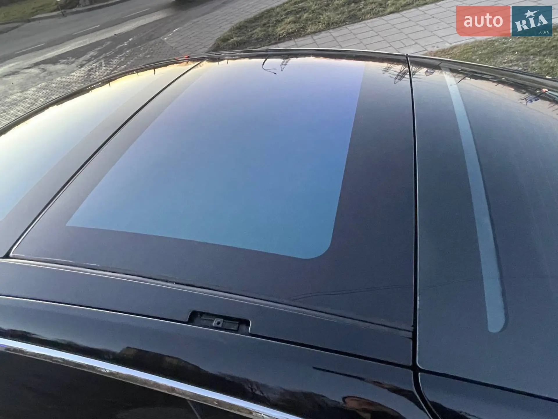 2014 Tesla Model S - мініатюра 21