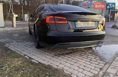 Ліфтбек Tesla Model S 2014 в 