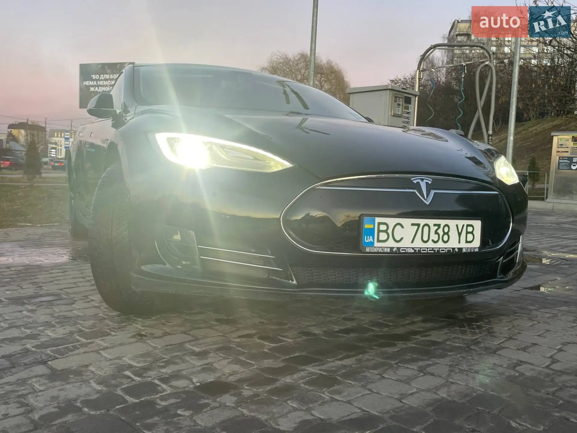 2014 Tesla Model S - мініатюра 51