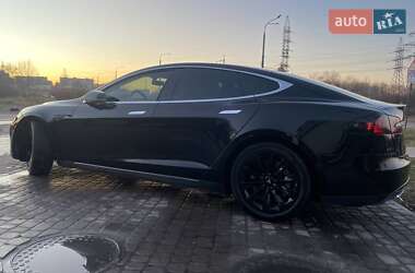 Ліфтбек Tesla Model S 2014 в 