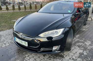 Ліфтбек Tesla Model S 2014 в 