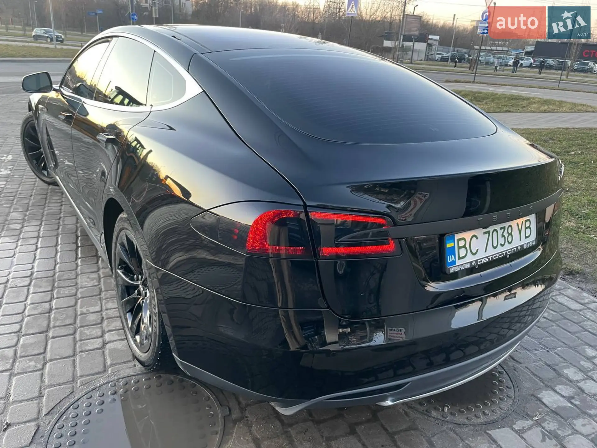 2014 Tesla Model S - мініатюра 76