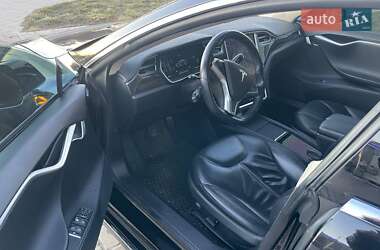 Ліфтбек Tesla Model S 2014 в 