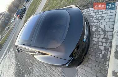 Ліфтбек Tesla Model S 2014 в 