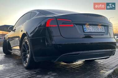 Ліфтбек Tesla Model S 2014 в 