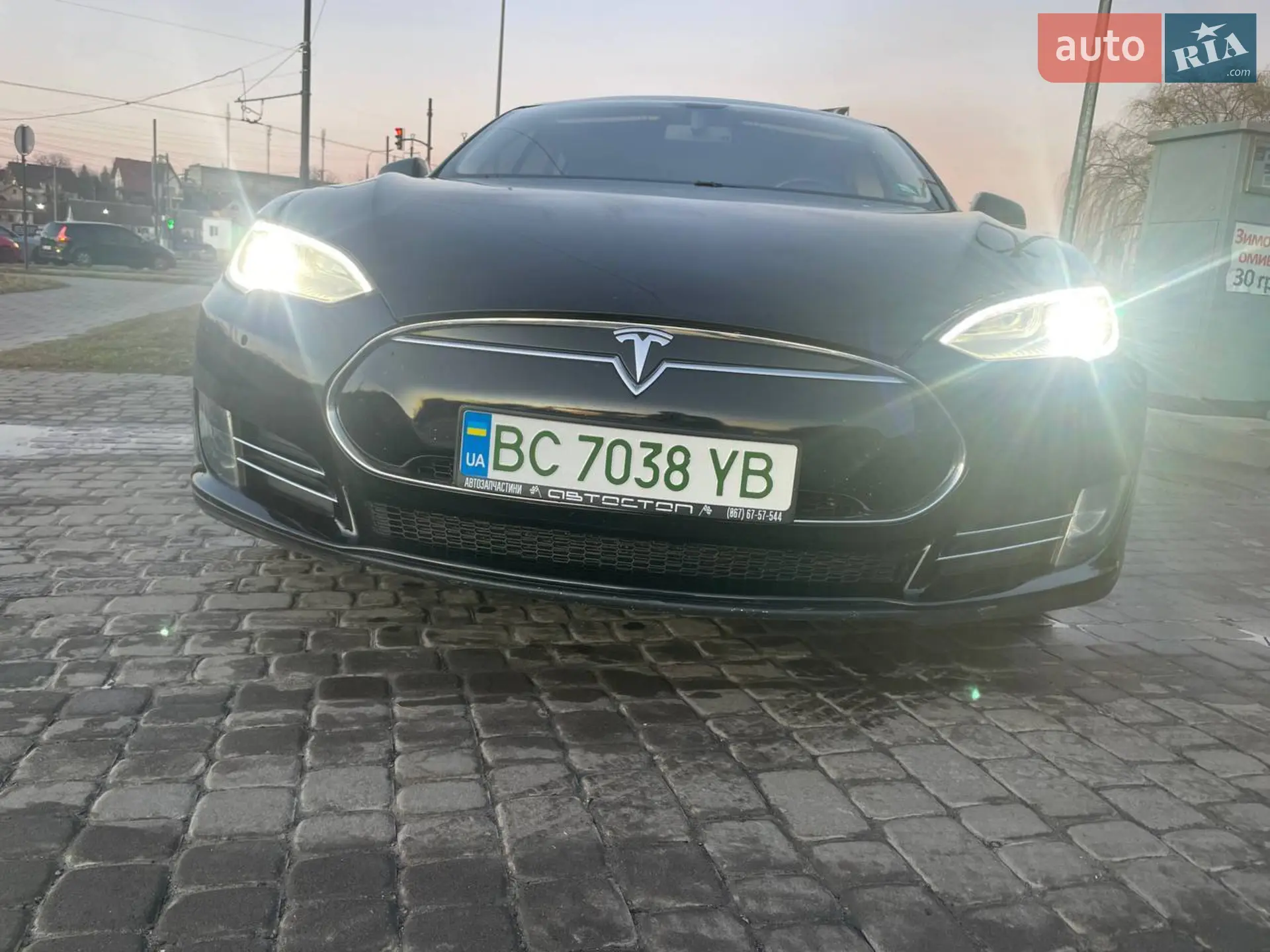 2014 Tesla Model S - мініатюра 107