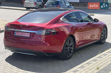 Ліфтбек Tesla Model S 2014 в 
