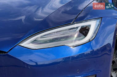 Лифтбек Tesla Model S 2022 в 