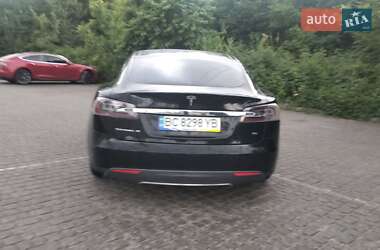 Ліфтбек Tesla Model S 2016 в 