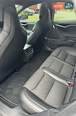 Лифтбек Tesla Model S 2017 в 