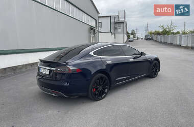 Лифтбек Tesla Model S 2014 в 