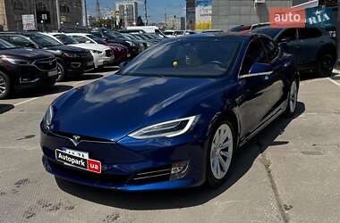 Tesla Model S 2016