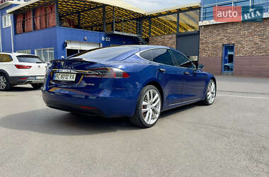 Лифтбек Tesla Model S 2019 в 