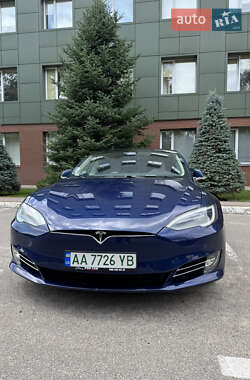 Ліфтбек Tesla Model S 2017 в Бучі