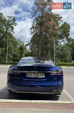 Лифтбек Tesla Model S 2017 в 