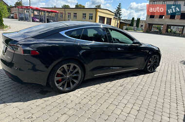 Ліфтбек Tesla Model S 2018 в 