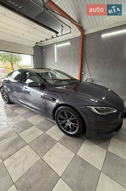 Лифтбек Tesla Model S 2022 в 