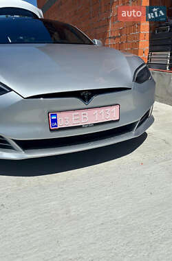 Лифтбек Tesla Model S 2018 в Ужгороде