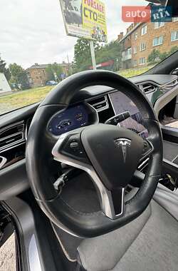 Лифтбек Tesla Model S 2018 в 