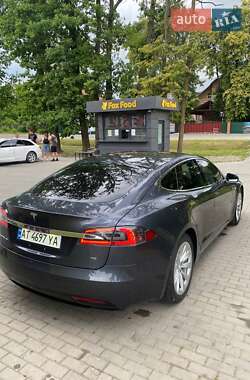 Ліфтбек Tesla Model S 2016 в 