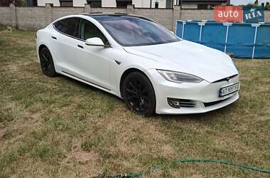 Tesla Model S 2017