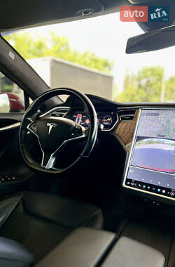 Лифтбек Tesla Model S 2016 в 