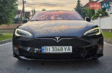 Ліфтбек Tesla Model S 2017 в Полтаві