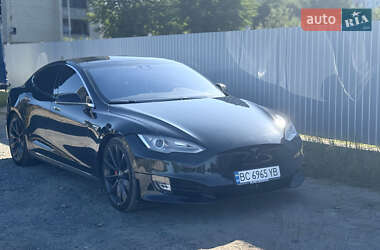 Ліфтбек Tesla Model S 2015 в 