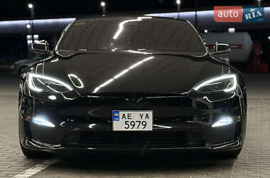 Лифтбек Tesla Model S 2022 в 