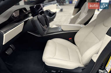 Лифтбек Tesla Model S 2022 в 