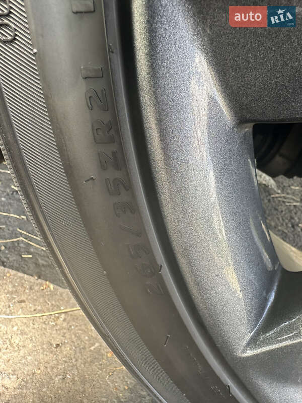 Лифтбек Tesla Model S 2014 в Николаеве