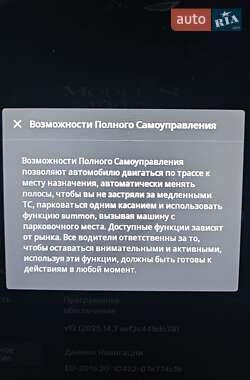 Лифтбек Tesla Model S 2018 в Киеве