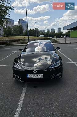 Лифтбек Tesla Model S 2018 в 