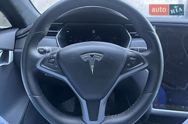 Лифтбек Tesla Model S 2018 в 