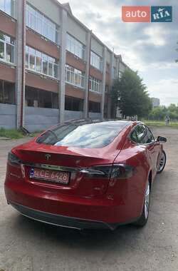 Ліфтбек Tesla Model S 2013 в 