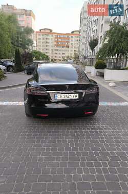 Лифтбек Tesla Model S 2017 в Черновцах