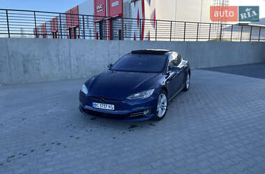 Лифтбек Tesla Model S 2016 в 