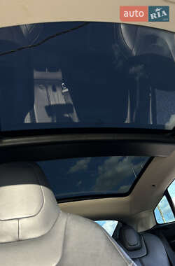 Лифтбек Tesla Model S 2014 в 